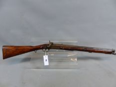 A 19th.C. PERCUSSION CARBINE WITH "TOWER" MARKED LOCK, DAMASCENE BARREL AND SWIVEL RAMROD