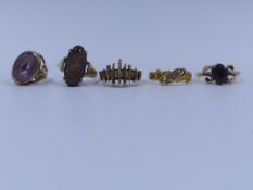A SELECTION OF FIVE DRESS RINGS, THREE BEARING A 9ct GOLD HALLMARK, ONE STAMPED 585 (14ct) AND A