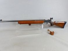 RIFLE. BSA .22 MARTINI ACTION HEAVY BARRELLED TARGET RIFLE. SERIAL NUMBER 45550. (ST.NO.3276).