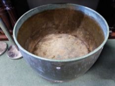 A RARE EARLY 19th.C. TWIN HANDLED LARGE ROUND COPPER CIDER VAT LABELLED J.PIKE, SHEPTON MALLET AND