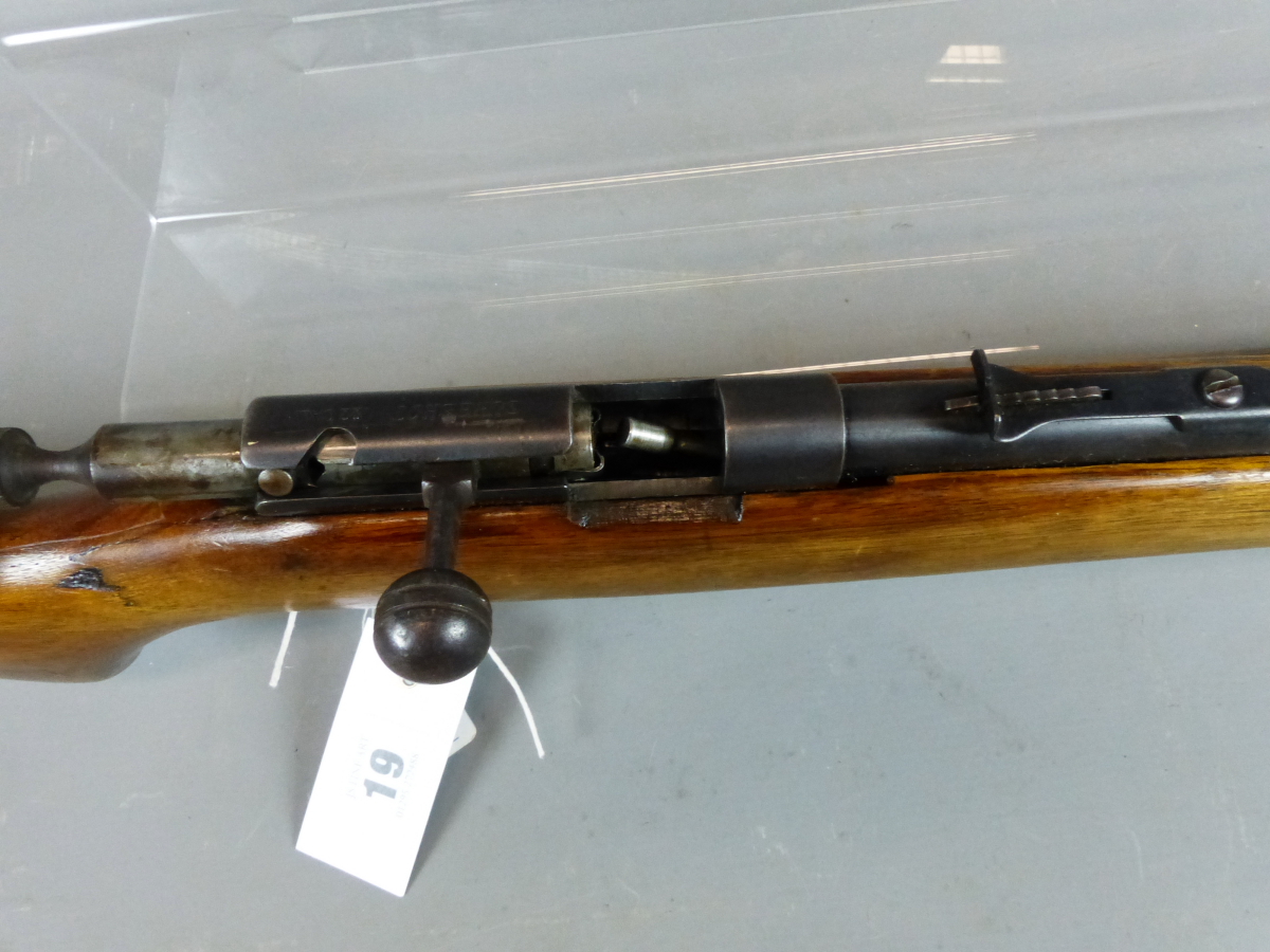 RIFLE. SURESHOT .22LR. BOLT ACTION. SERIAL NUMBER 10885. (ST.NO.3281). - Image 6 of 14