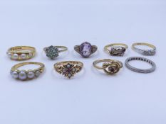 A SELECTION OF VARIOUS RINGS TO INCLUDE A 15ct PEARL AND RUBY DRESS RING HALLMARKED BIRMINGHAM 1922,