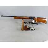 RIFLE. BSA .22LR SINGLE SHOT HEAVY BARREL TARGET RIFLE COMPLETE WITH SIGHTS AND FITTINGS. SERIAL