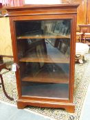 AN INLAID MAHOGANY EDWARDIAN GLAZED DOOR SMALL DISPLAY CABINET WITH BRACKET FEET. W.64cms, x D.40cms