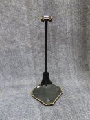 A JAPANESE KATANA SWORD STAND, BLACK LAQUERED WITH GILT HIGHLIGHTS.