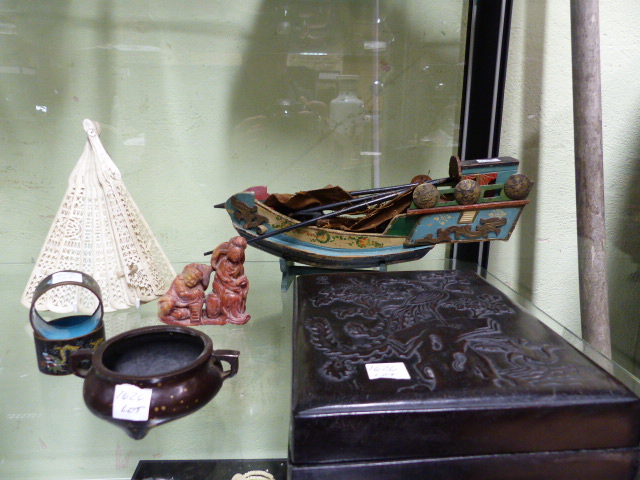 A GROUP OF CHINESE ARTICLES TO INCLUDE A CARVED HARDWOOD SCRIBE'S BOX, A MODEL BOAT, A SOAPSTONE