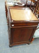 A GOOD EARLY 19th.C.ROSEWOOD DAVENPORT DESK IN THE MANNER OF GILLOWS.