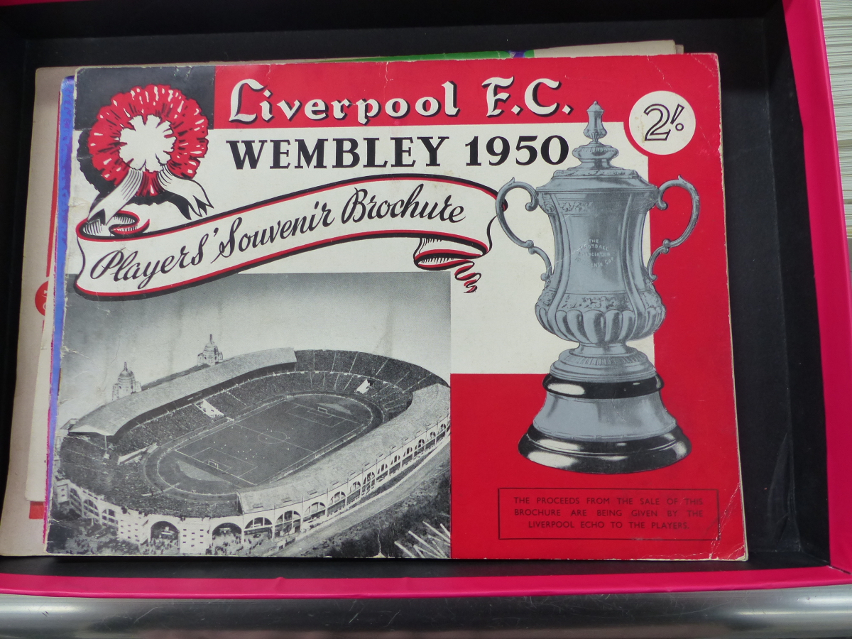 FOOTBALL PROGRAMMES AND SOUVENIRS. - Image 5 of 5