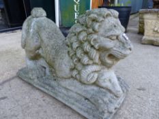 A PAIR OF GARDEN LION FIGURES.