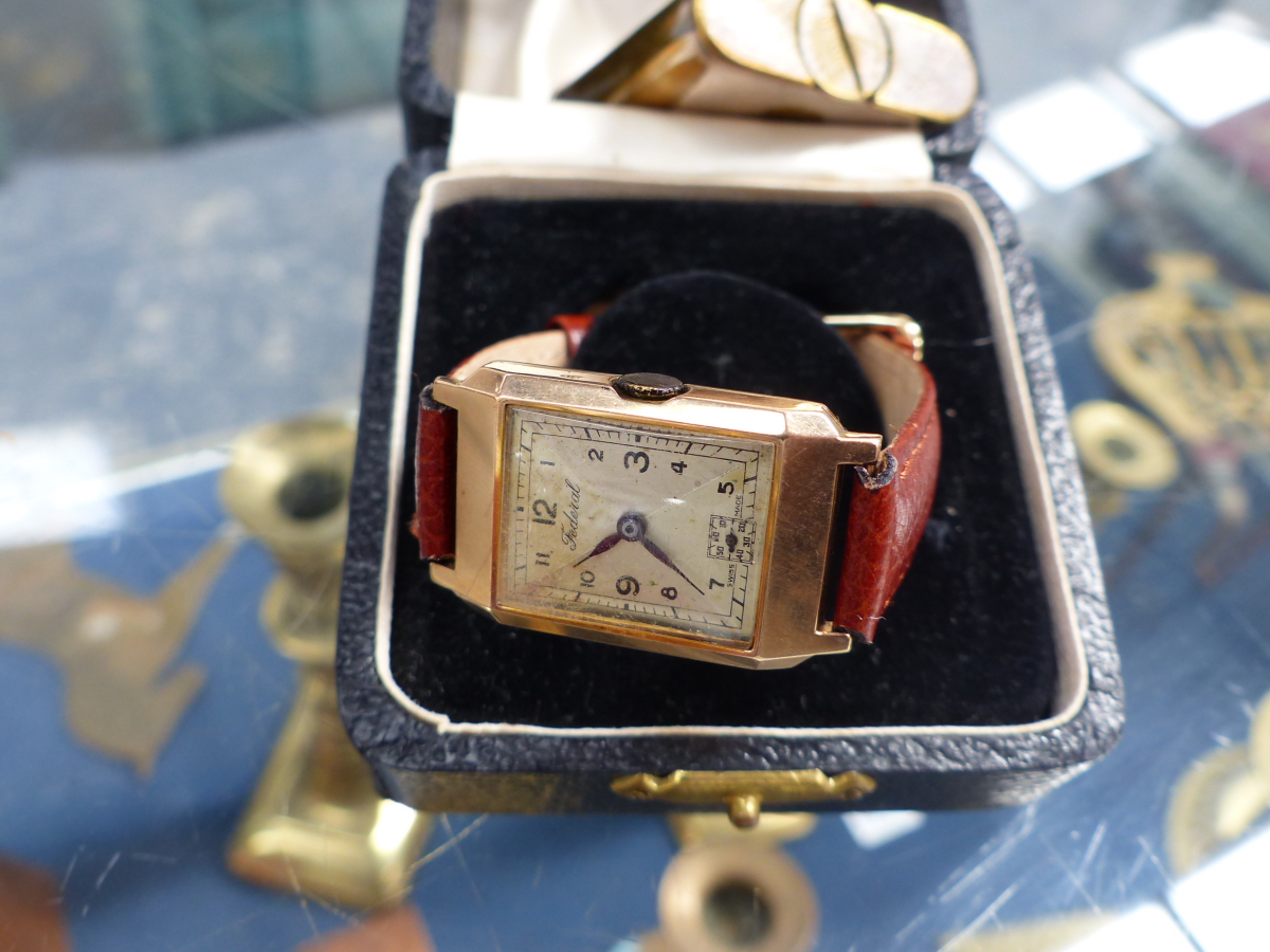 A 9ct GOLD FEDERAL WATCH TOGETHER WITH A DUNHILL LIGHTER. - Image 4 of 6