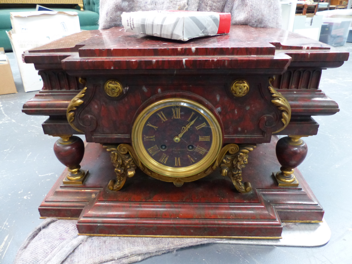 RED MARBLE MANTLE CLOCK.