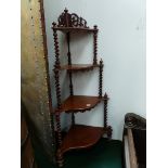 A VICTORIAN MAHOGANY CORNER WHAT NOT