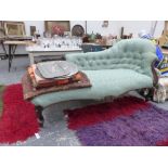 AN IMPRESSIVE LARGE VICTORIAN SHOW FRAME CHAISE LONGUE.