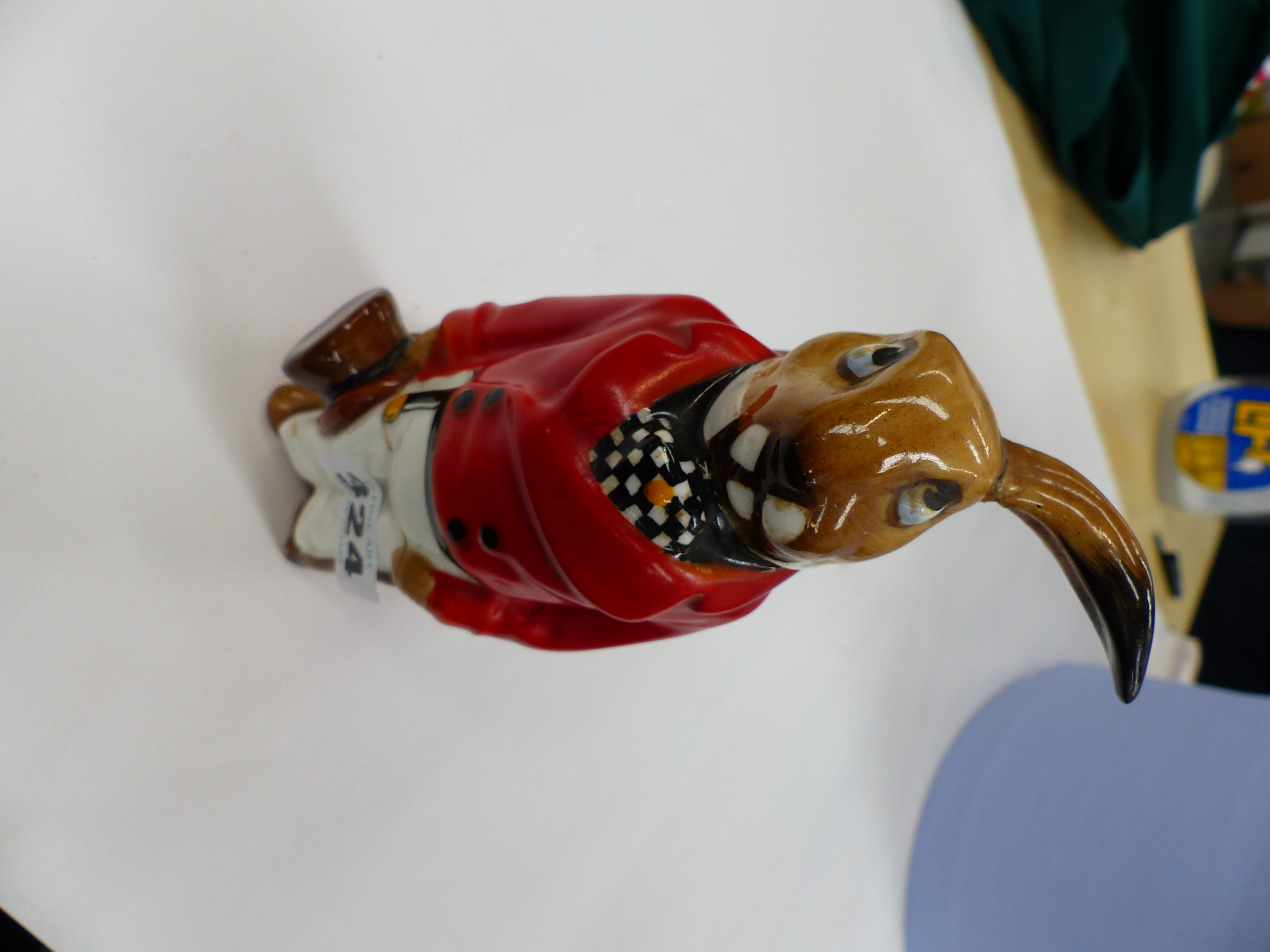 A ROYAL DOULTON HARE IN TOP HAT AND TAILS. - Image 10 of 11