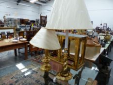 TWO BRASS TABLE LAMPS.