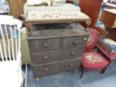 AN ANTIQUE PINE CHEST OF DRAWERS.