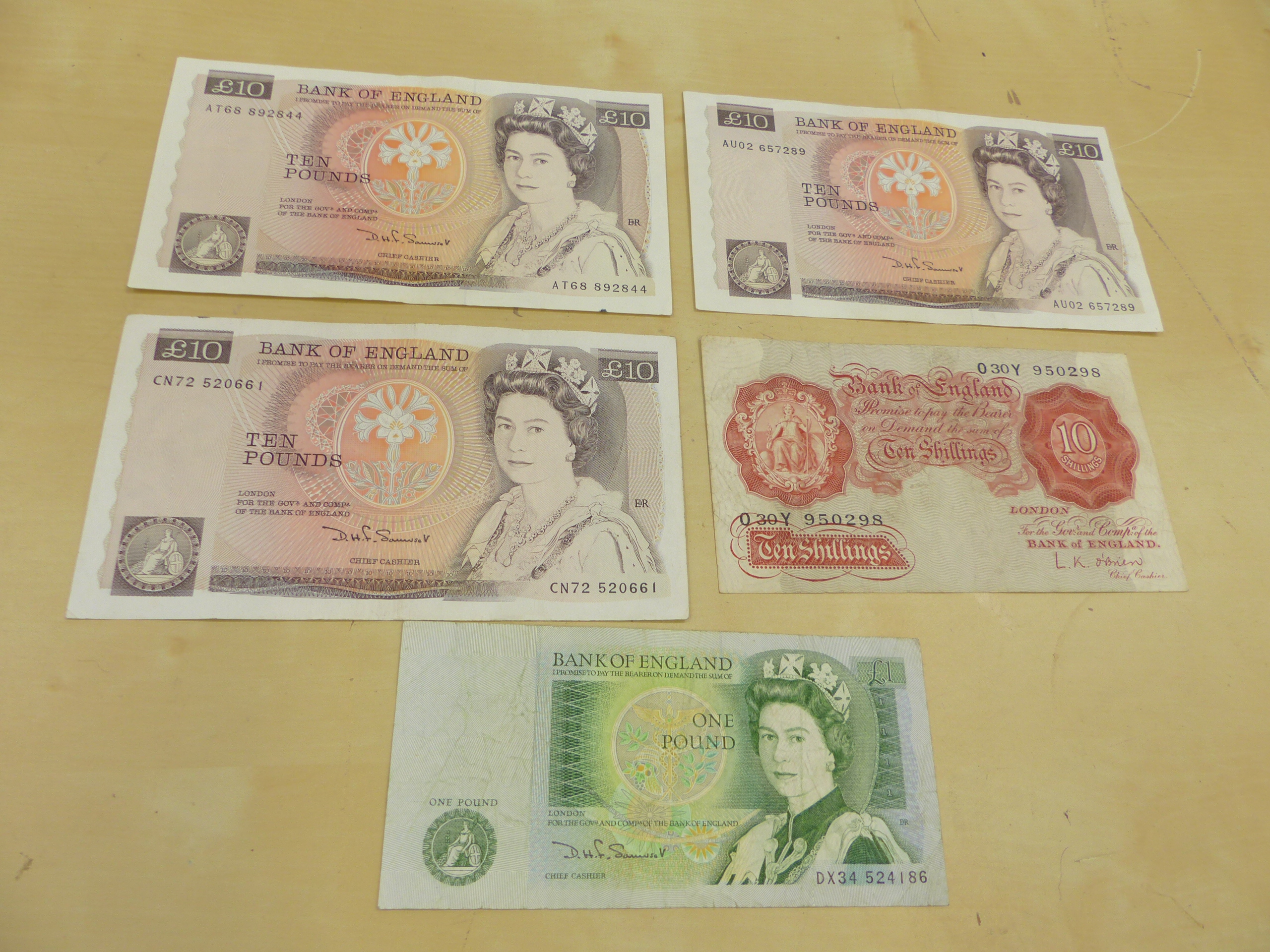 TEN ENGLISH BANK NOTES. - Image 3 of 3