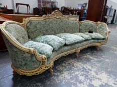 A LARGE AND IMPRESSIVE FRENCH STYLE SHOW FRAME SALON SETTEE.