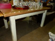 A HEAVY OAK KITCHEN TABLE.