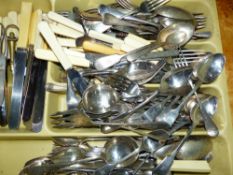 A QTY OF CUTLERY.