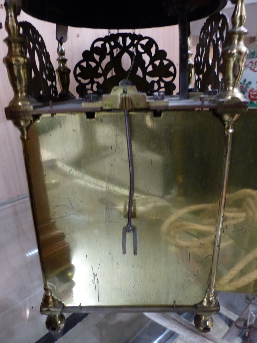 AN EARLY LANTERN CLOCK IN BRASS FRAME CASE. 6.5" DIAL SIGNED JOHN GREEN FECIT, LONDON MOUNTED ON - Image 21 of 40