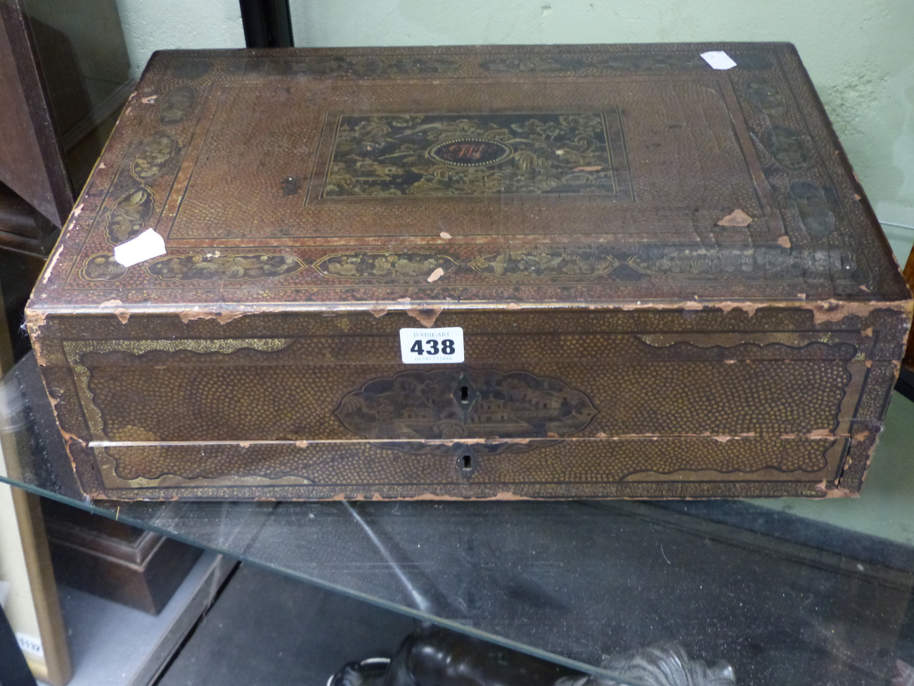 A CHINESE EXPORT LACQUER WORK/WRITING BOX WITH FITTED INTERIOR AND BASE DRAWER ENCLOSING WRITING - Image 21 of 21