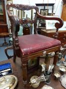 A SET OF FOUR 19th.C.MAHOGANY DINING CHAIRS IN THE MANNER OF GILLOWS.