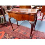 A CARVED MAHOGANY 18th.C. LIFT TOP TEA TABLE, SERPENTINE SHAPE, DISHED TOP OPENING TO FITTED