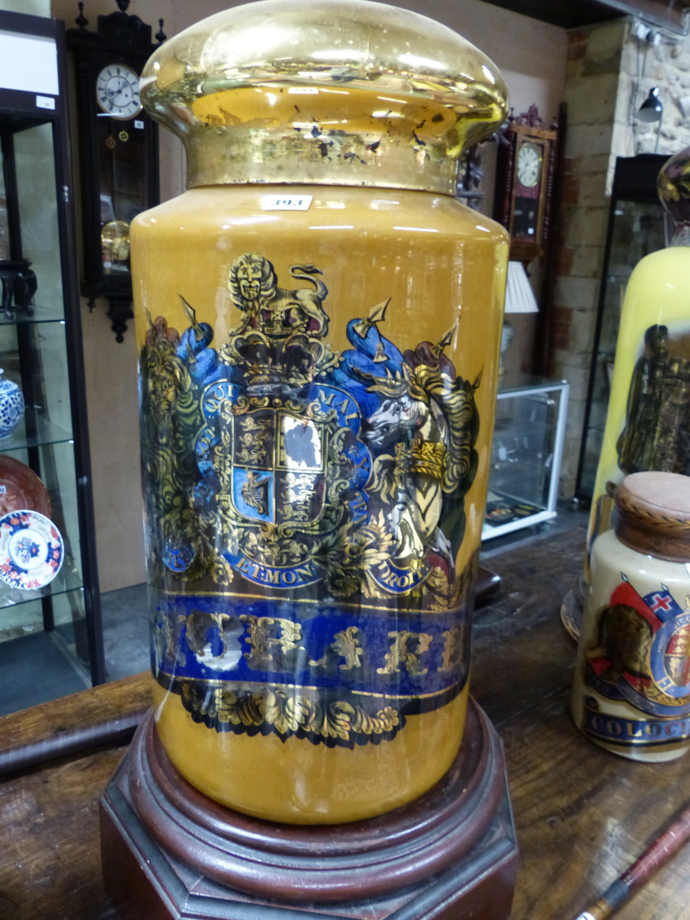 A LARGE VICTORIAN GILT AND POLYCHROME DECORATED GLASS APOTHECARY JAR WITH COVER, ORDER OF THE GARTER