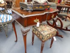 A CARVED WALNUT EARLY GEORGIAN DESIGN TWO DRAWER SIDE TABLE WITH PAD FEET. H.76 x W.84cms.