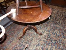 A GEORGIAN YEW WOOD AND WALNUT COUNTRY MADE ROUND TABLE. D.81cm.