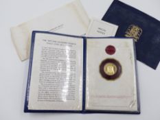 A 1975 ONE HUNDRED BALBOA GOLD PROOF COIN OF THE REPUBLIC OF PANAMA SEALED IN A CERTIFIED CACHET