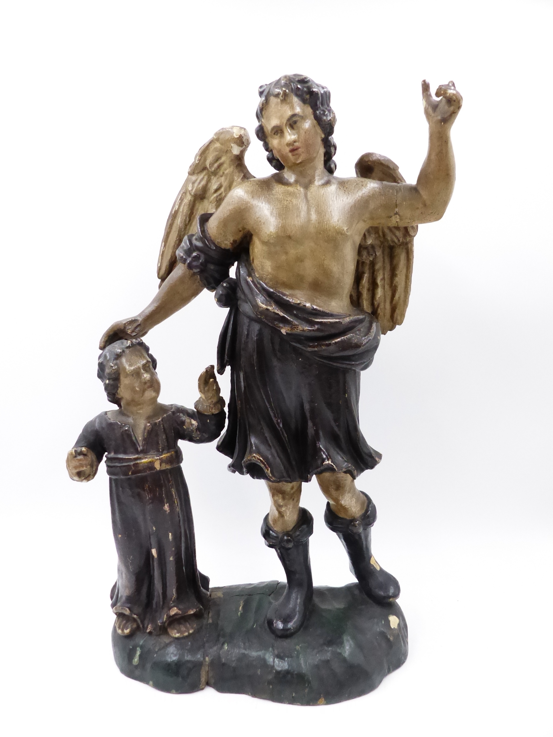 AN EARLY CARVED POLYCHROMED CONTINENTAL STANDING FIGURE OF AN ANGEL WITH A CHILD. H.38.5cms. - Bild 9 aus 25