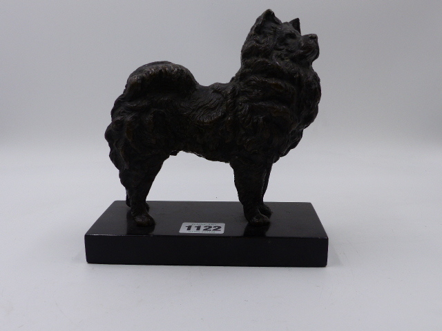 19th.C. CONTINENTAL SCHOOL. BRONZE SCULPTURE OF A STANDING POMERANIAN, POSSIBLY RUSSIAN,ON LATER - Bild 2 aus 10