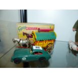 A MORESTONE DIE CAST GYPSY CARAVAN COMPLETE WITH CARD BOX, HORSE AND DRIVER TOGETHER WITH A TINPLATE
