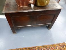 AN 18th.C.SMALL OAK PLANK COFFER WITH PANELLED FRONT. W.92cms.