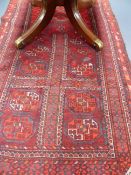 AN UNUSUAL ANTIQUE ERSARI PRAYER RUG. 175x104cms.