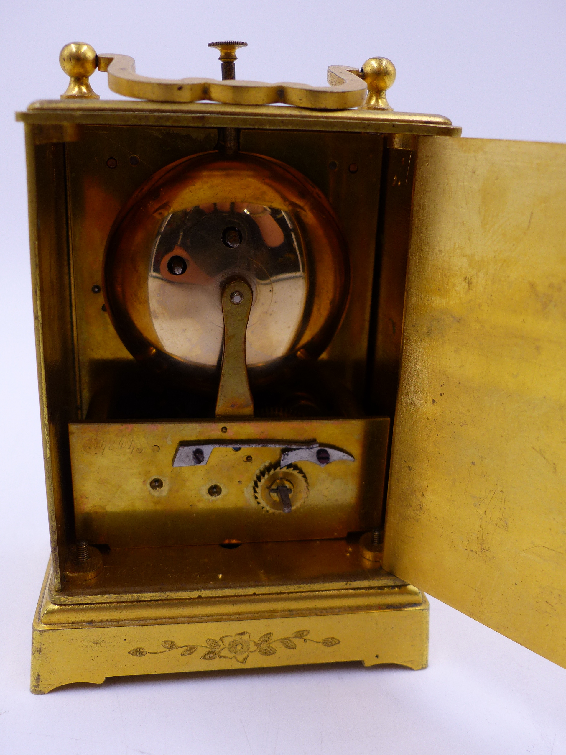 A SMALL GILT BRASS CASED DRESSING TABLE OR BEDSIDE CLOCK WITH ALARM AND PUSH 1/4 REPEAT BELL - Image 9 of 9