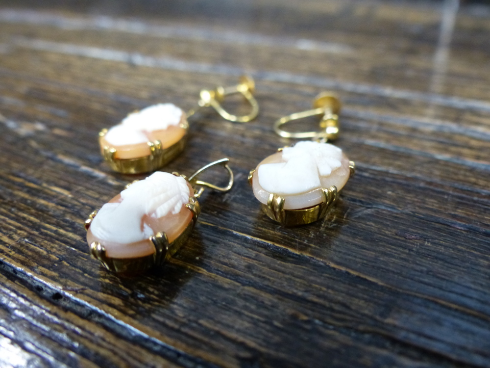A PAIR OF 9ct GOLD SCREW BACK DROP CAMEO PORTRAIT EARRINGS, HALLMARKED CHESTER 1954, MAKERS MARK WJP - Image 10 of 14