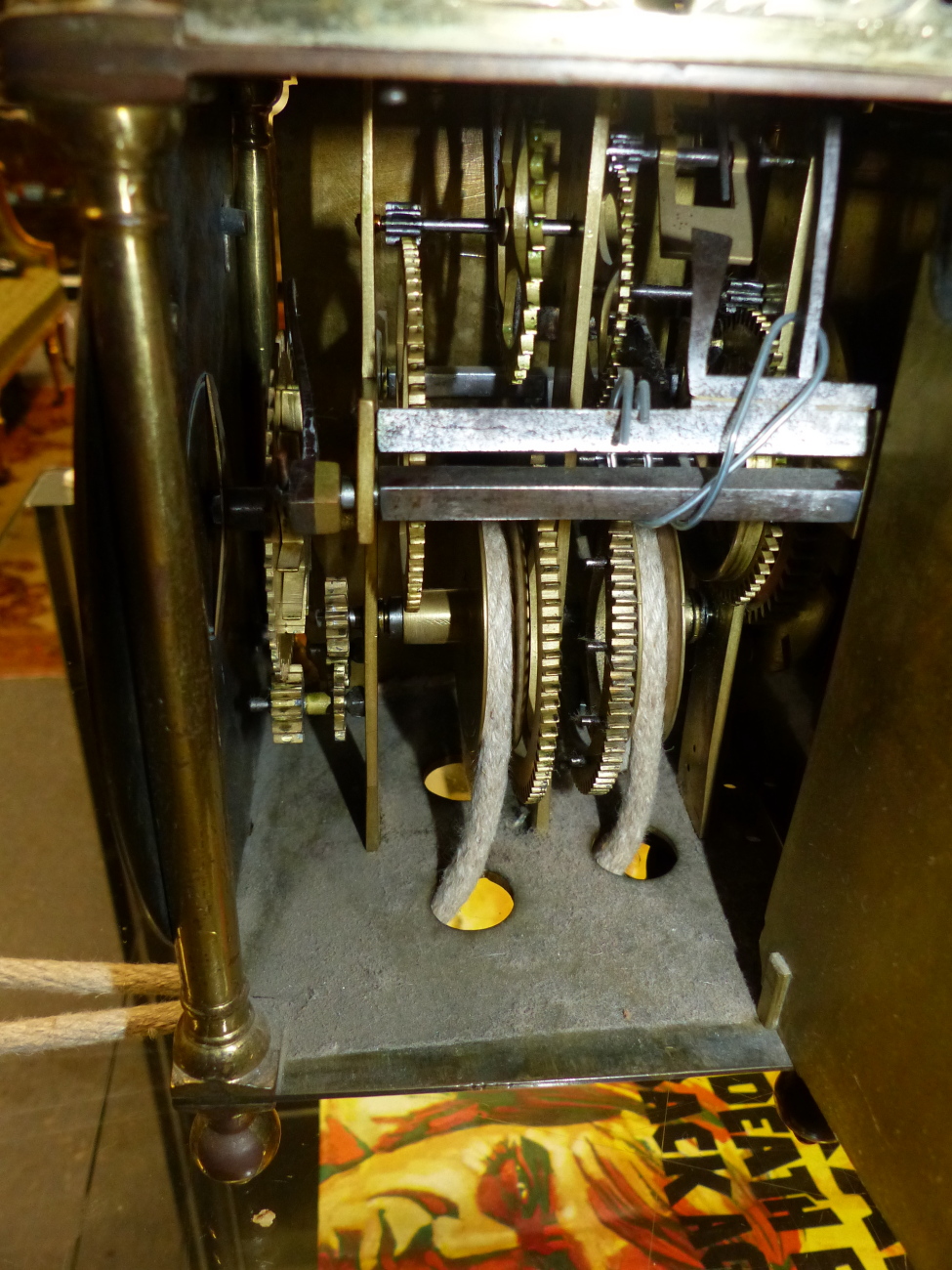 AN EARLY LANTERN CLOCK IN BRASS FRAME CASE. 6.5" DIAL SIGNED JOHN GREEN FECIT, LONDON MOUNTED ON - Image 5 of 40