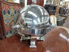 A VINTAGE CHROME RETRO DESIGN ROLL TOP TABLE LAMP.