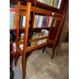 AN EDWARDIAN MAHOGANY AND LINE INLAID TOWEL RAIL.