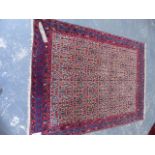 AN ANTIQUE PERSIAN AFSHAR RUG. 214x160cms.