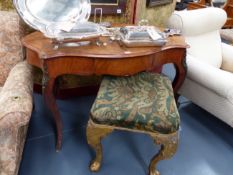 AN INLAID VICTORIAN WALNUT FRENCH STYLE ORMOLU MOUNTED WRITING TABLE WITH SERPENTINE SHAPED TOP