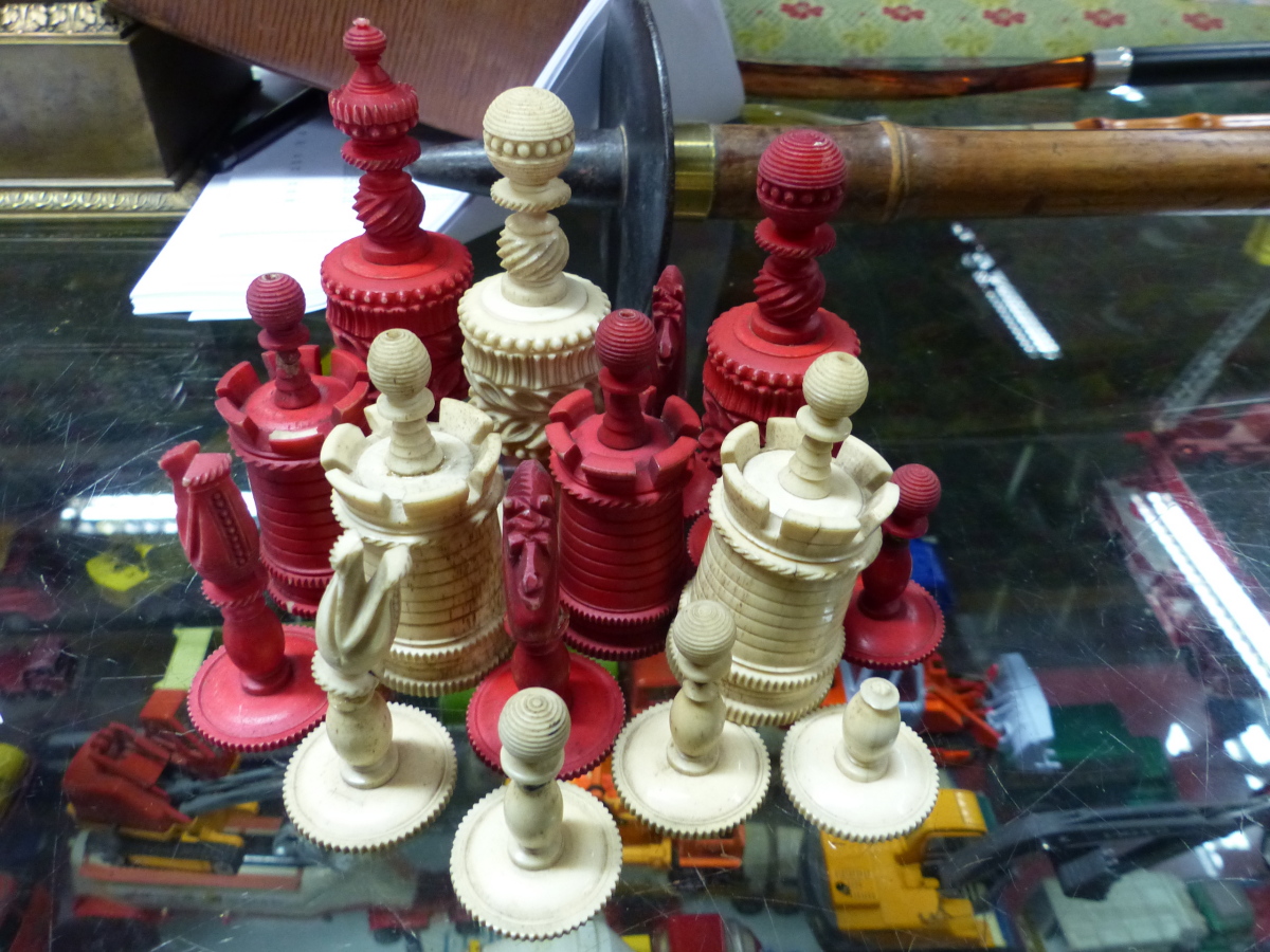 THREE ANTIQUE CARVED AND STAINED IVORY AND BONE BOARD GAME PIECES, TWO CHESS SETS AND A SET OF - Image 65 of 86