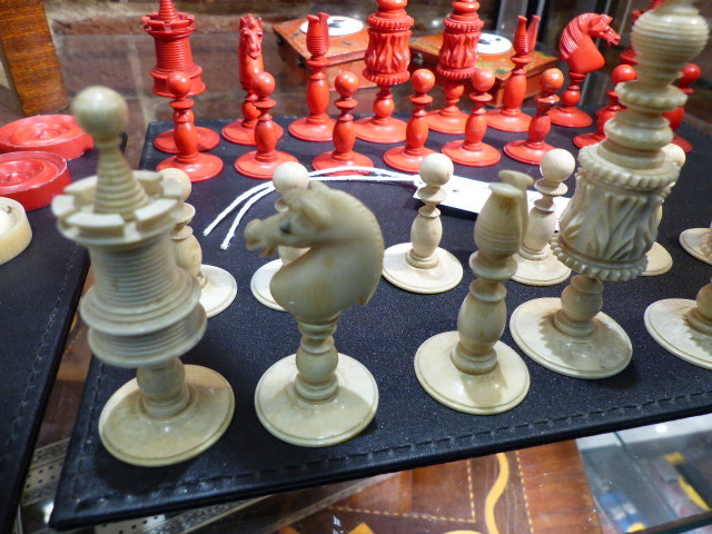 THREE ANTIQUE CARVED AND STAINED IVORY AND BONE BOARD GAME PIECES, TWO CHESS SETS AND A SET OF - Image 18 of 86