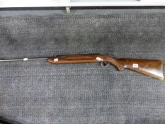 AN EARLY BSA AIRSPORTER AIR RIFLE WITH UNDER LEVER ACTION IN 1/2 STOCK.