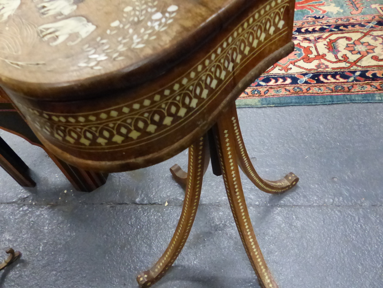 AN INDO PERSIAN INLAID HARDWOOD DRESSING MIRROR ON STAND, ALL OVER BANDED DECORATION WITH ANIMAL AND - Image 17 of 25