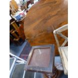 A VICTORIAN ROSEWOOD BREAKFAST TABLE.