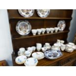 FIVE MINTONS VICTORIAN PLATES AND VARIOUS TEAWARES.